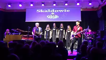 Prześliczna wiolonczelistka<br>(z repertuaru Skaldów)